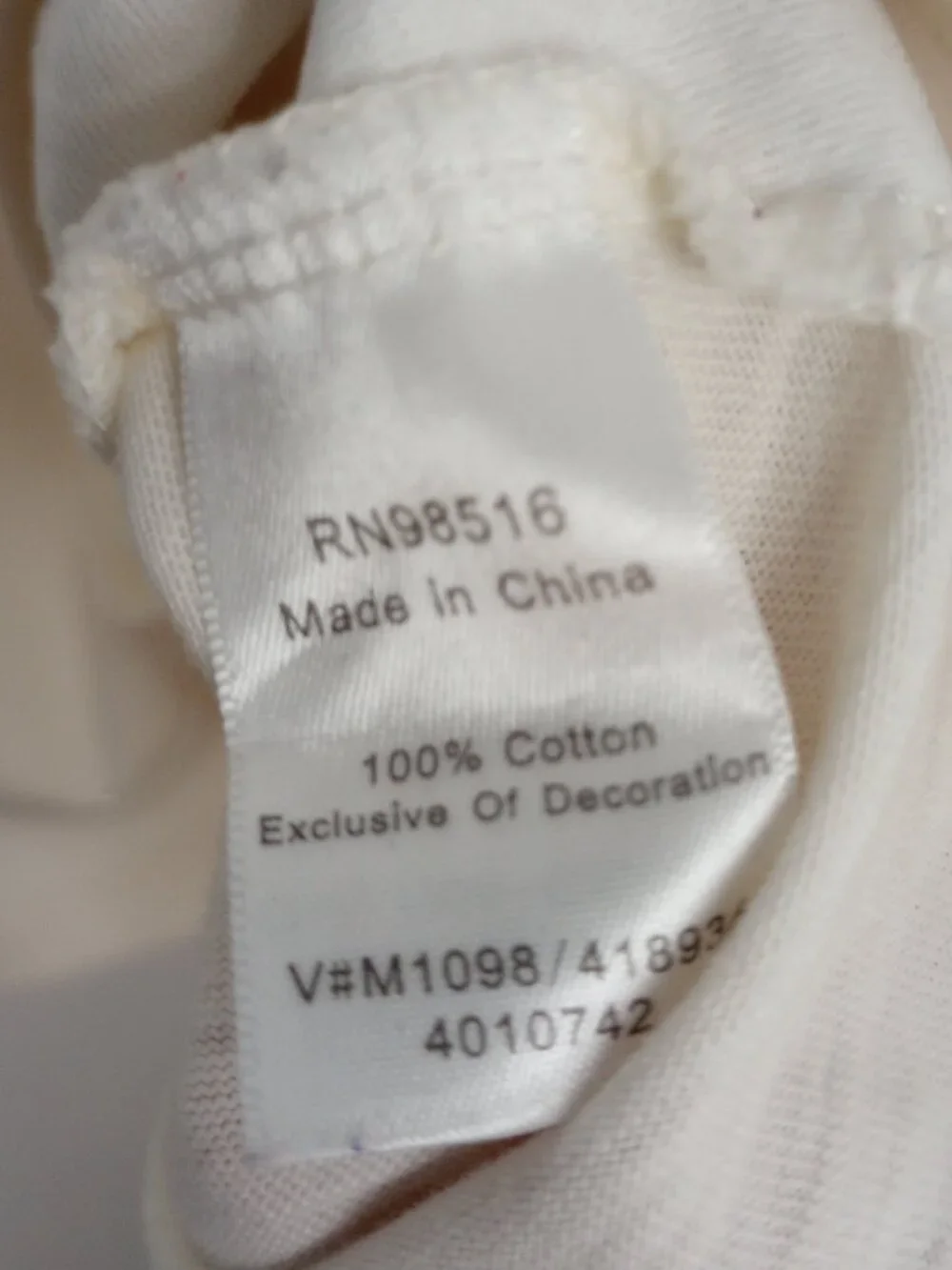 Coldwater Creek Cream Embellished Applique Snowflake 3/4 Sleeved Tee Top - Picture 5 of 6